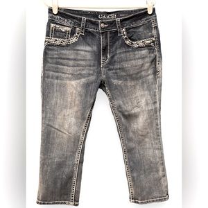 Women’s size 29 Grace in LA Easy Fit Jean Capris